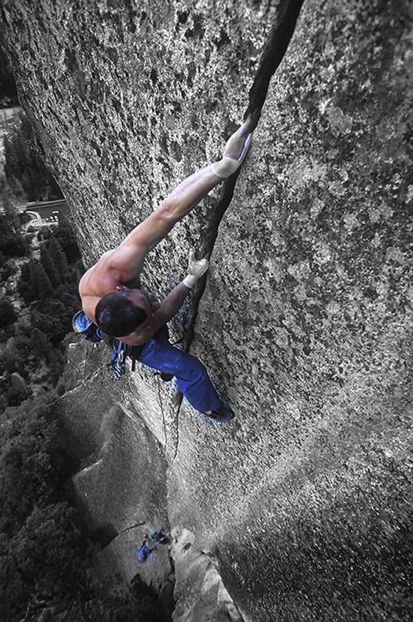 No, this is the best climb in Sardegna. Caroline Schaumann on Ninna Nanna per Martina (6a+). Photos by Bruce Willey — brucewilley.com