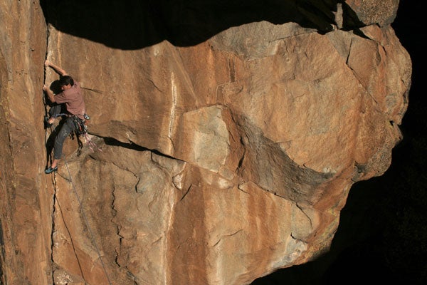 Really fine route above the town of Dorgali called s’ Atta Ruja. Many of the sport and trad routes have painted names on the rock to better help a lost climber orient themselves to the climbs. Photos by Bruce Willey — brucewilley.com