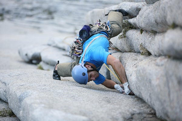 Petter Restorp at änghangen, on the infamous Presenten, given 6+, or 5.10d/11a — but considered 5.12c . . . and still a sandbag at that. Photo by Jonas Paulsson / jonaspaulsson.se
