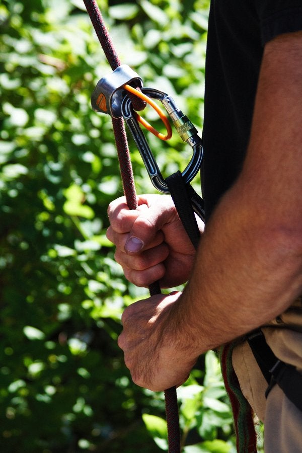 Stewart middlemiss spans the measuring up pitch (P8; 5.11a/b), Dog of Thunder (5.13 A0; 13 pitches).