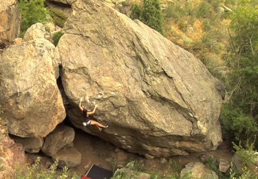 5.12 power slab: Roth leads the charge on P5 (5.12b), Tout Pour le Club, Oujdad. Photo by Andy Burr / andrewburr.com