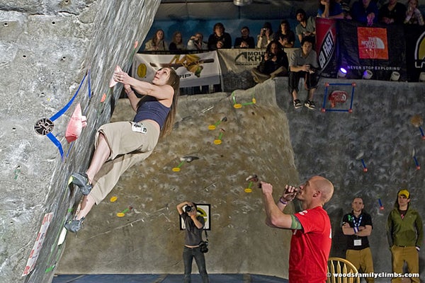 Shooting from a lower position exacerbates the impression of exposure. Though to be fair, that traverse was truly scary. Photo by Alexandre Buisse