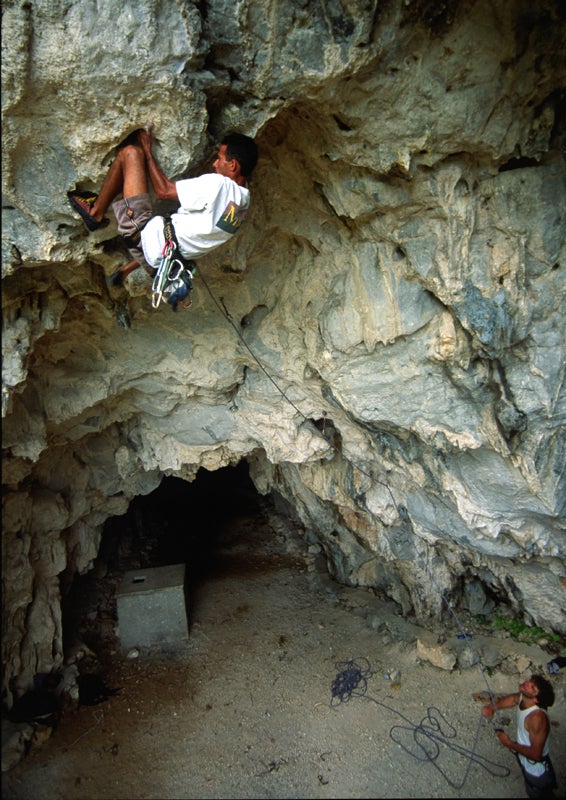 Cuban Josué Millo on the heinous Cuban Josué Millo on the heinously overhanging Malanga Hasta La Muerte (12d/7c). The climb, which has become a testpiece for visitors and…