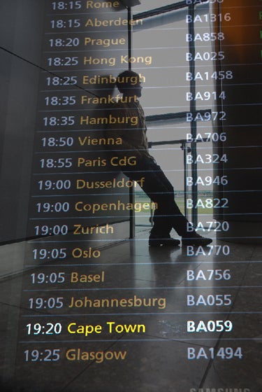 Layover_London_10327 None