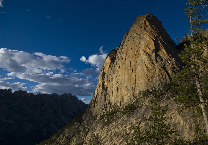 The Mountaineers Route (III 5.9) climb The Mountaineers Route (III 5.9) climbs up the left edge of the Elephant's Perch just out of the photo to the summit. Photo by James Q Martin /…