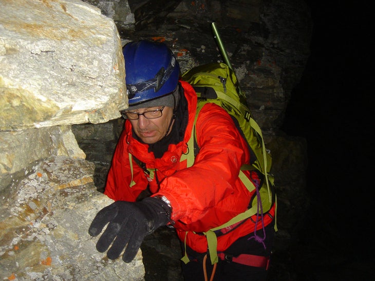 3dadclimbinginearlymorning_24745 None