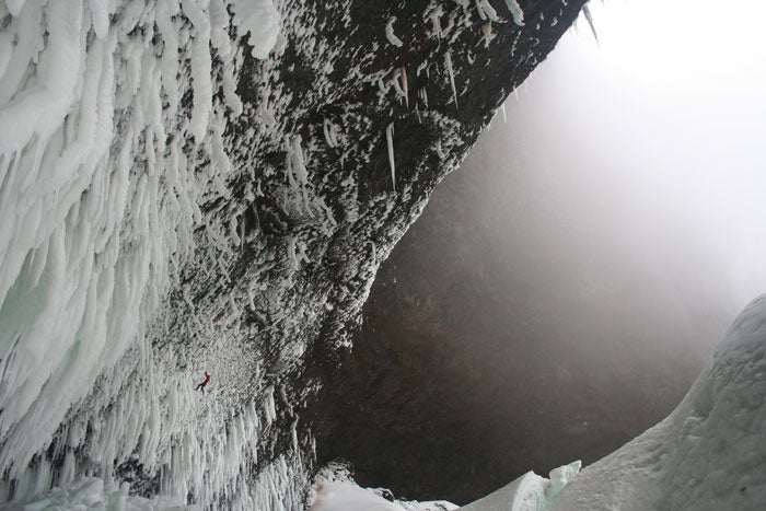 Spray-On-Cave_30288 None