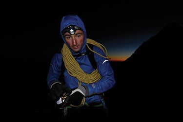 Ueli-Portrait-Night-375_32163 None