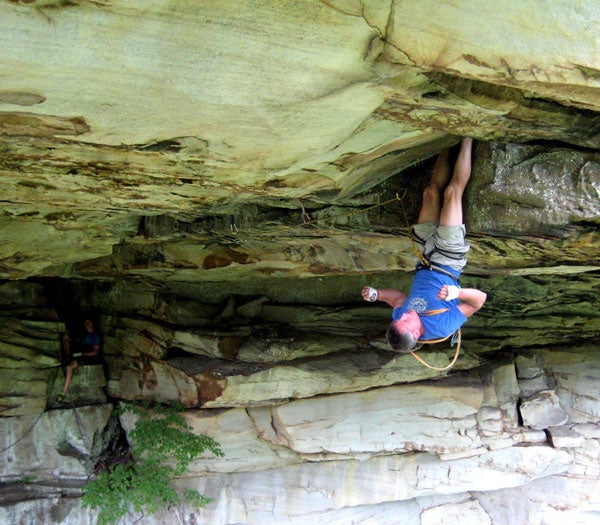 Arno Ilgner "resting" on Gilg Arno Ilgner "resting" on Gilgamesh (5.13a) in Tennessee. Photo courtesy of Arno Ilgner