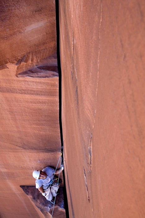 17_5782.jpg Ryan embarking on the Incredible Hand Crack, Indian Creek. Photo by Marshall Burke / www.stanford.edu/~mburke