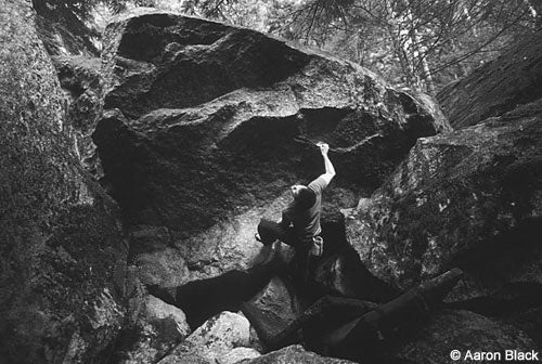 2028_166.jpg Tyrone Brett on Fright Club, Squamish BC © Photo by Aaron Black