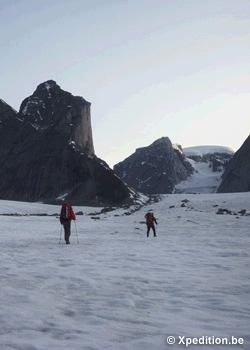 Belgians-in-Baffin09_2673.gif Belgian Expedition to Baffin IslandPhotos by Nicolas Favresse, Olivier Favresse, Stephane Hanssens, Sean Villanueva and Silvia Vidal - The Belgian…