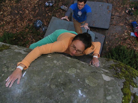 buthiers-5_1239.jpg Jan Hughes-Austin, 28B 6a, Buthiers, Fontainebleau, France © Greg Loomis
