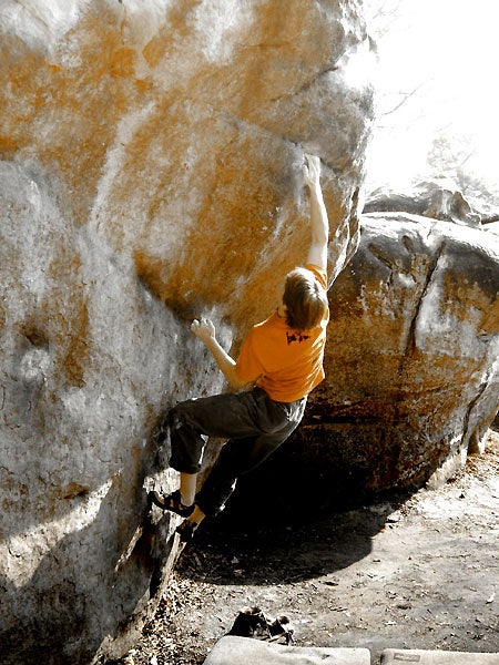 carnage-2_1241.jpg Mike Tucker, Carnage 7b, Bas Cuvier, Fontainebleau, France © Greg Loomis
