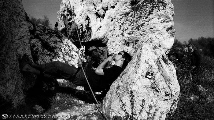 clm.17_11017.jpg Don't do this at home.