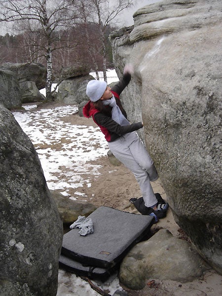 culdechien_1245.jpg Jan Hughes-Austin, 14R 5+, Le Cul De Chien, Fontainebleau, France © Greg Loomis