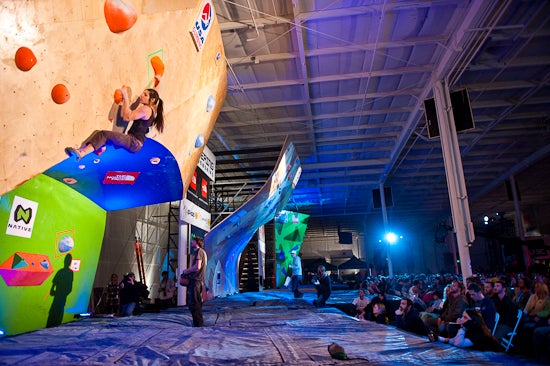 _DSC5037_227.jpg Alex Puccio on her way to flashing Women's 1