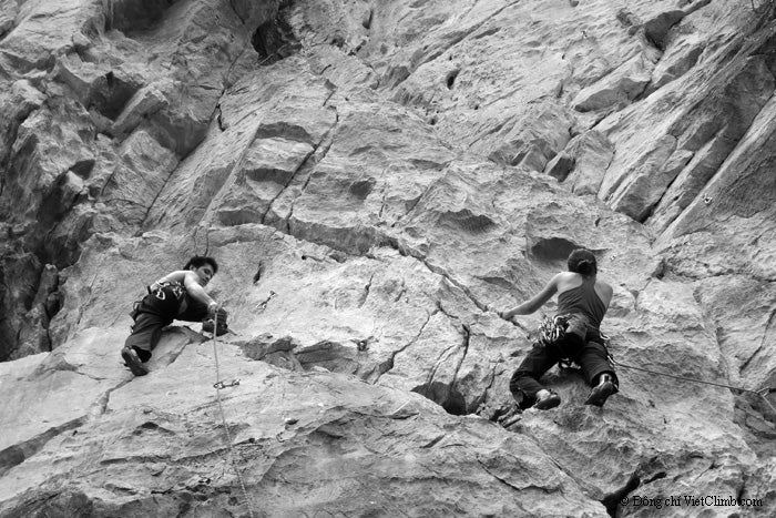 Halong 37_2102.jpg Sport Route in Butterfly Valley, Lien Minh, Cat Ba Island, Vietnam