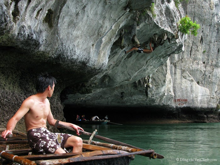 Halong 3_2094.jpg Deep Water Soloing in Mekong Cave 1947, Dao Dau Be, Lan Ha Bay, Vietnam