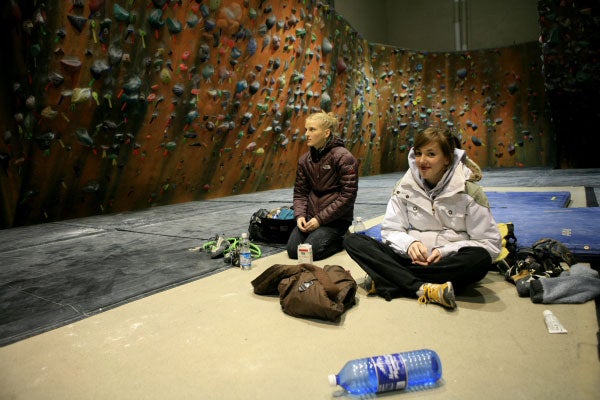 iso-Momentum-SLC-COMP11_1836.jpg This was taken during the isolation waiting period while they set up the women's super-final route - which took around 1 hour. © Photo by John Evans…