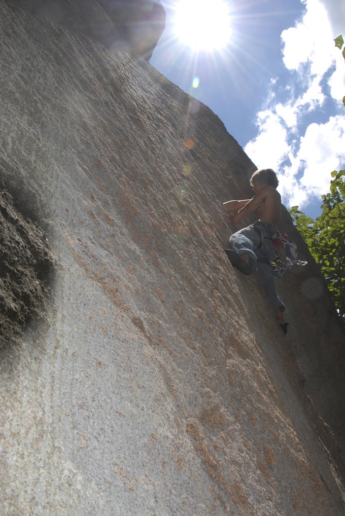 Jesse_Von_Fange08-002_5068.jpg Chad Heddleston, Old Rag Mountain, VA, Bush Whack Crack, 5.10C. Photo by Jesse Von Fange vonfang.blogspot.com