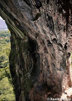 KaareIverson-RB1-Thailand_2715.gif Kaare Iverson - Reader Blog 1 11/25/09 - Dreamy Limestone from Thailand's Tonsai Beach in the South to Chiang Mai in the North - A year of traveling…