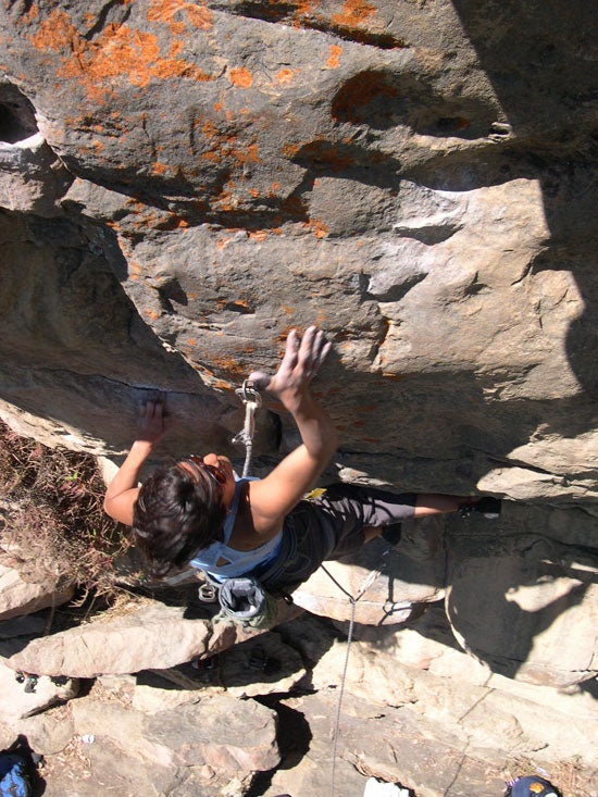 katty-dyno_2805.jpg Being short can be difficult when the holds are far apart © photo by Chris Van Leuven