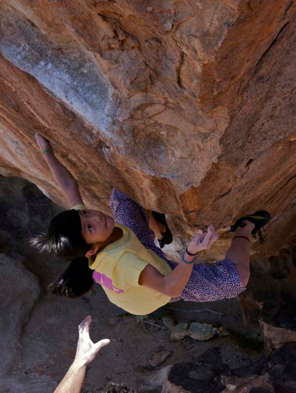 Mojo - Big Throw_1014.jpg Shiraishi about to launch for the rail on Mojo (V10)