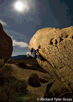 RichardGross-CaliBouldering09_2747.gif California Bouldering - A Way of Life Photos by Brooks Institute student Richard Tyler Gross - This collection of bouldering images, shot in 2008 and…