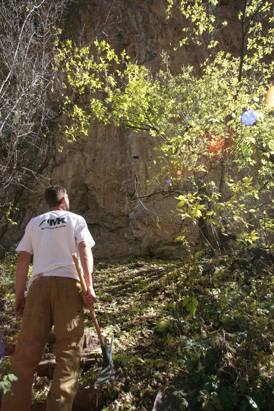rifle-cleanup-06_6241_7537.jpg © Photo by Devaki Murch