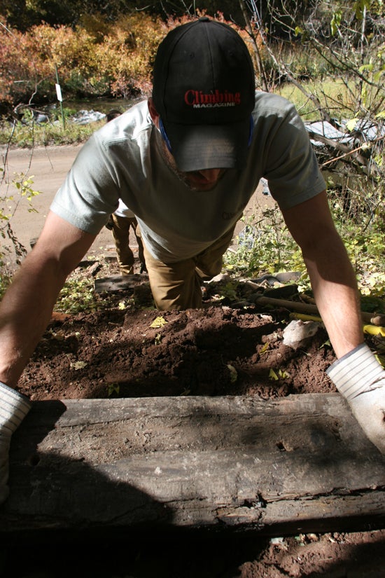 rifle-cleanup-06_6278_7541.jpg © Photo by Devaki Murch