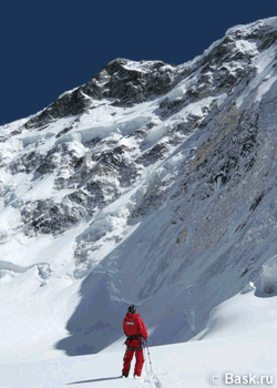 Russians-PeakPobeda09_2750.gif Desperate New Route on Peak Pobeda Russian climbers Vitaly Gorelik and Gleb Sokolov completed a difficult and dangerous new line up the north face…
