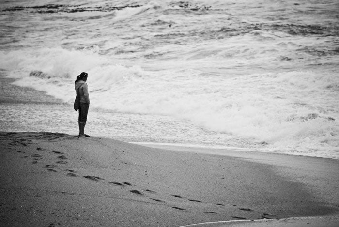 SA-11_1031.jpg Anna Stöhr facing the Atlantic Ocean