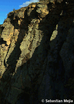 Suesca-Colombia09_2756.gif Climbing in Suesca, Colombia Photos by Sebastian Mejia, Ricardo Ernesto, Nestor Contreras, J. Cruikshank and Carole Lunny - Colombia is a country…