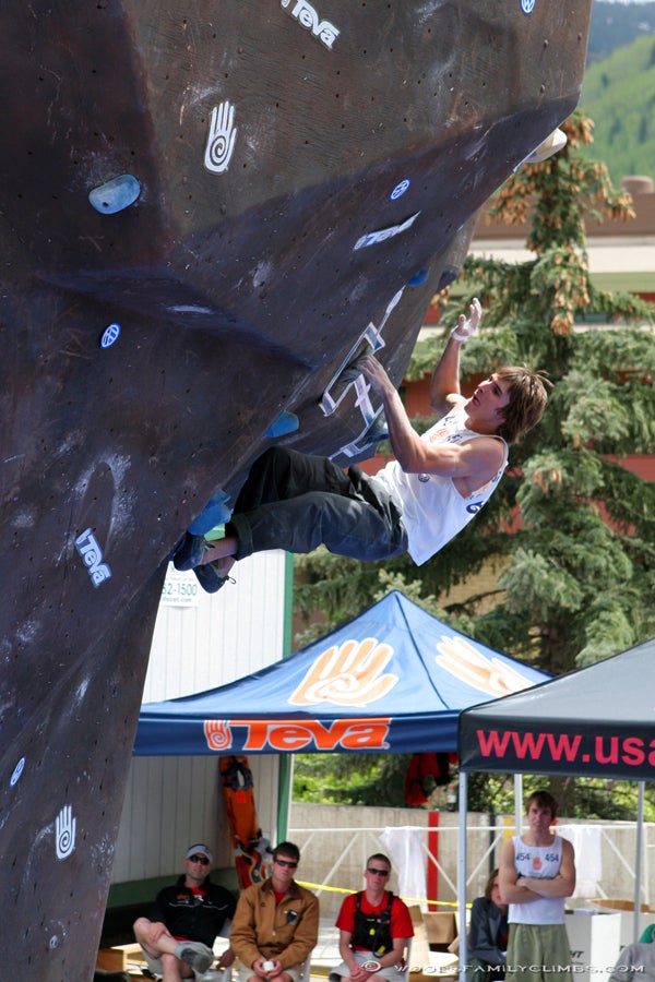 Teva07_speed_1724_8666.jpg © Photo by Steve Woods, www.woodsfamilyclimbs.com.
