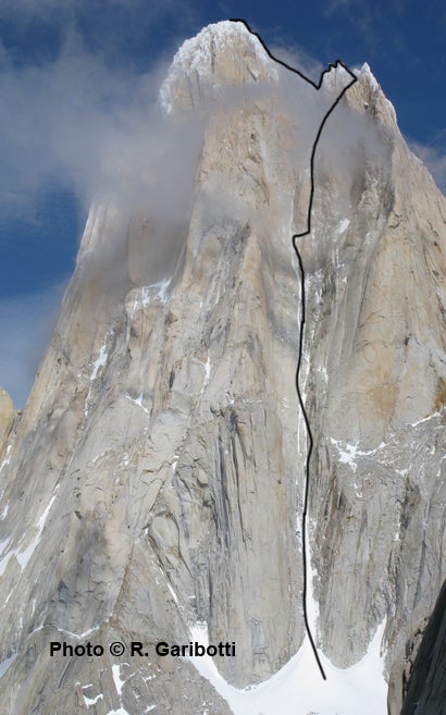 The Supercanaleta (1,600m, TD+ 5.10 90& The Supercanaleta (1,600m, TD+ 5.10 90°) splits the west face of 3,375-meter (11.073') Fitz Roy. Photo © Rolando Garibotti.