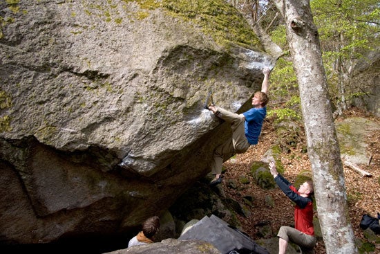 Tjugo_5710_5335.jpg Gustav Kamf committing on Tryggare kan ingen vara 7B+. © Shawn Boye