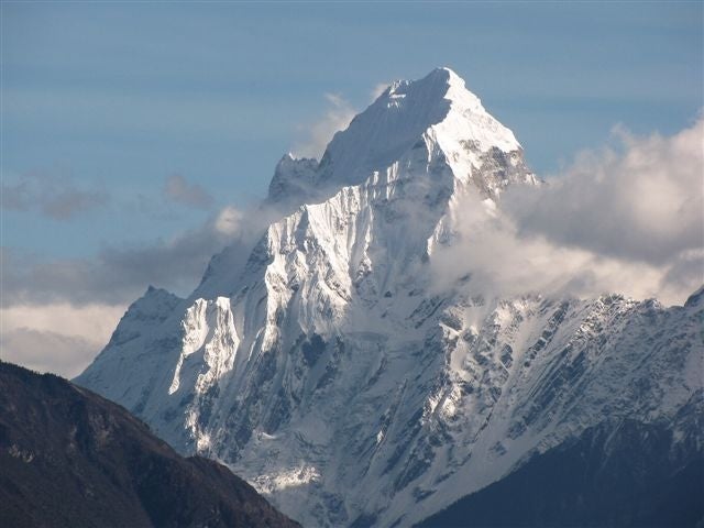W face of Dinpernalason 6135m Botoi Tsa W face of Dinpernalason 6,135m, Botoi Tsangpo north of Bomi, NE.