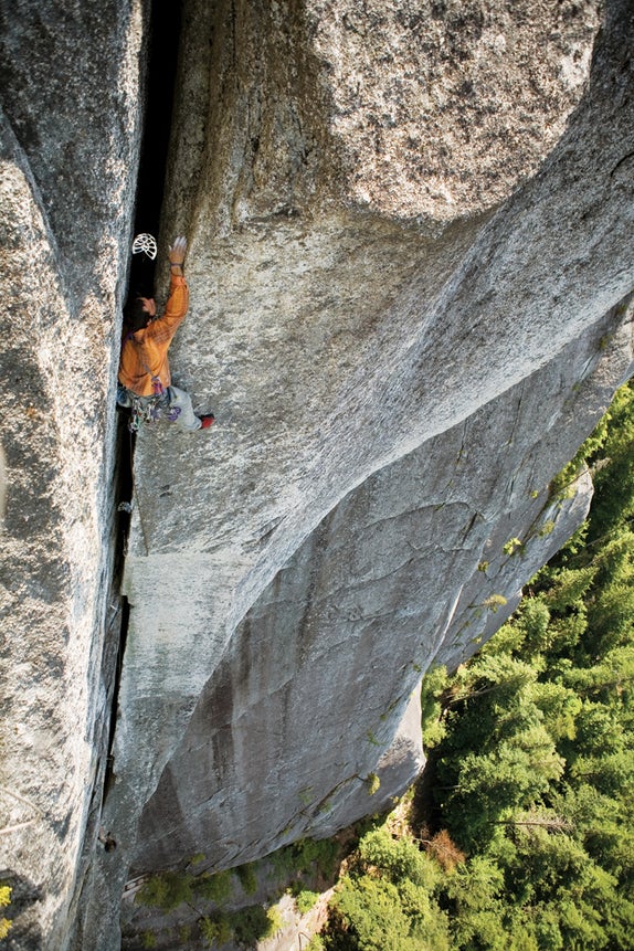 Zac-Robinson-Pipeline-Squamish-660 Zac-Robinson-Pipeline-Squamish-660