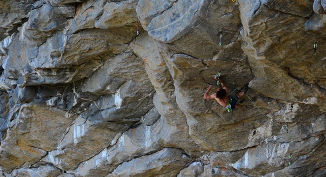 Adam-Ondra-Move-515b-660 Adam-Ondra-Move-515b-660