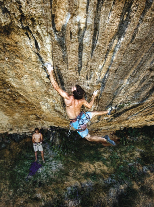 MTM1MjQzMjkxODMzNzI0ODk4.jpg Chris Sharma on First Round, First Minute
