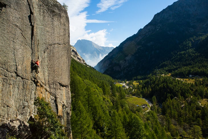 burr091912_019.jpg Valle dell'Orco, Italy climbing