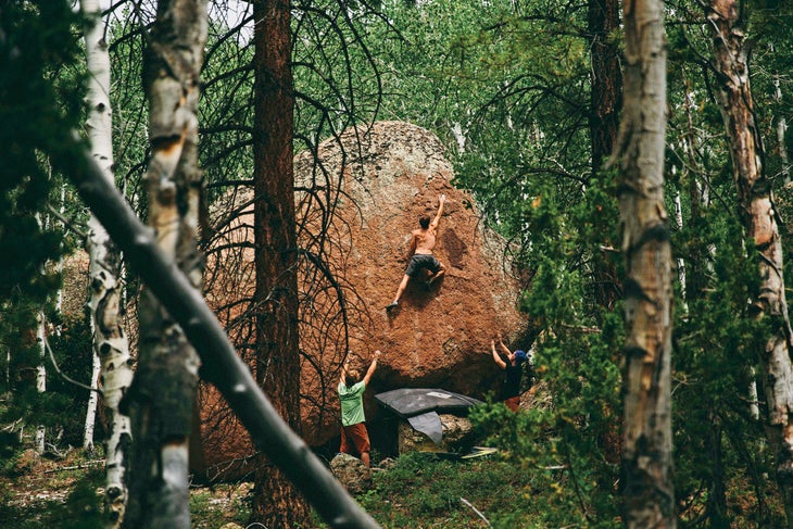 Unknown_gn-web.jpg Rock climbing Photos Bouldering
