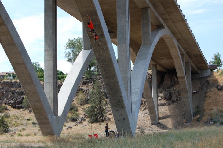 Maplebridge2.jpg Rock Climbing Gym Maple Bridge Oregon