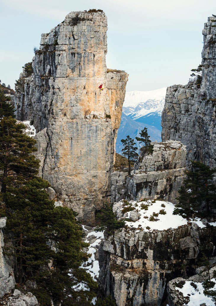 JanVincentKleine-ClimbingMagAnnual16-HighRes-5710_gn copy.jpg None