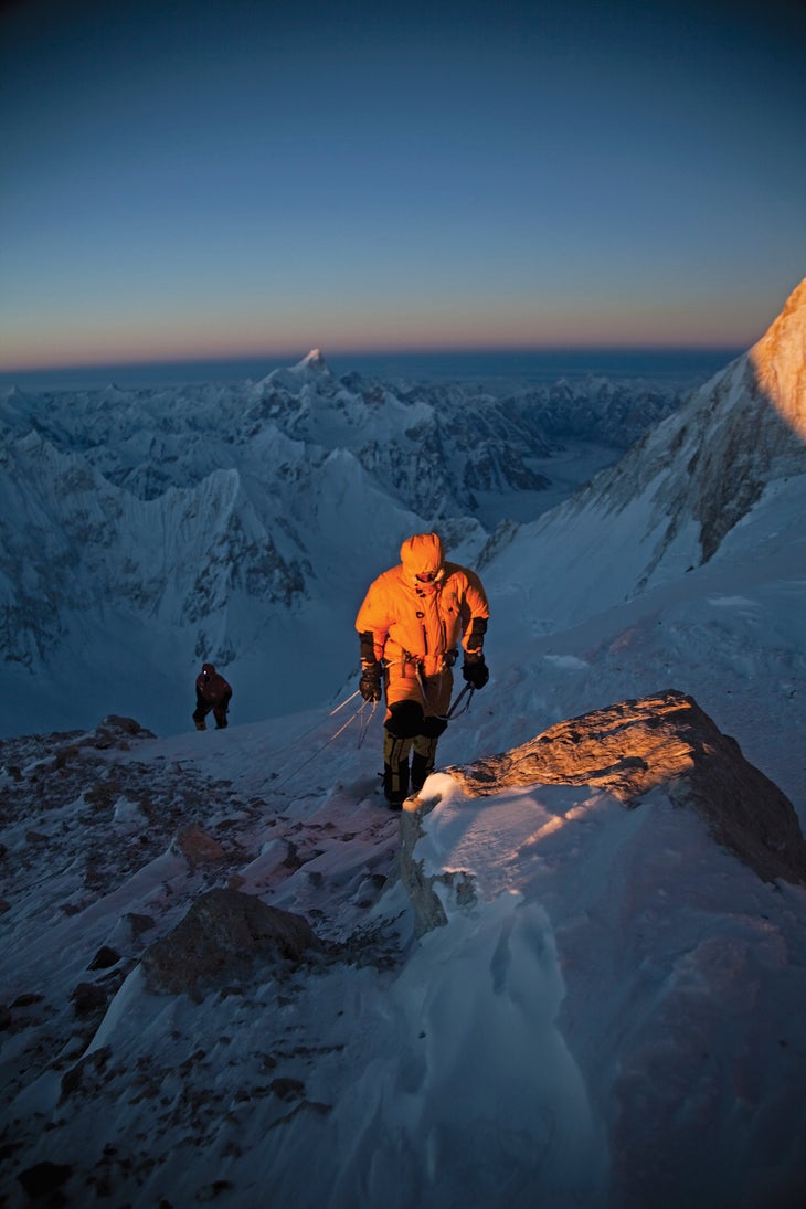 moro_climbing5.jpg None