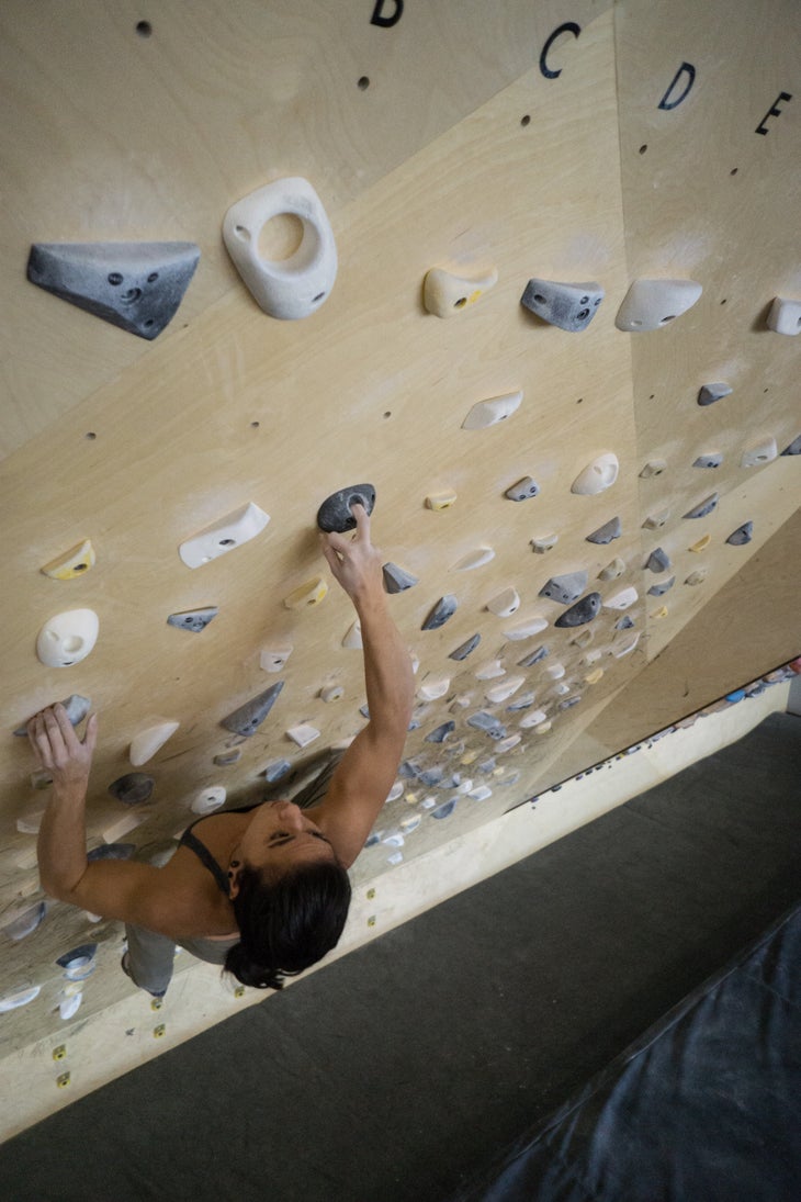 nina williams moonboard the Front CLimbing CLub None