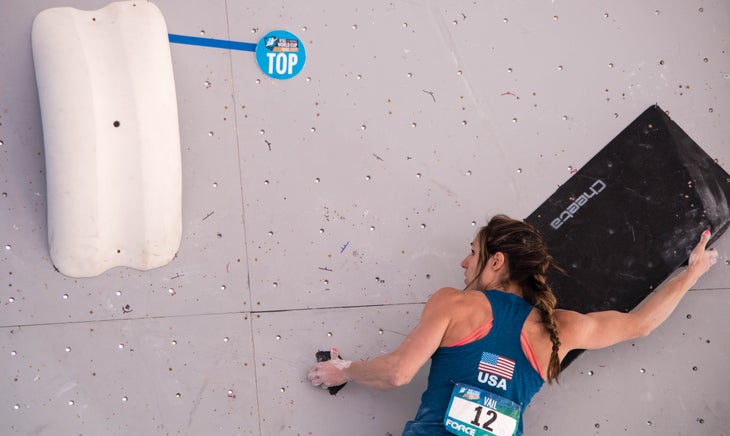 2 Alex Puccio IFSC Vail Bouldering World Cup 2017