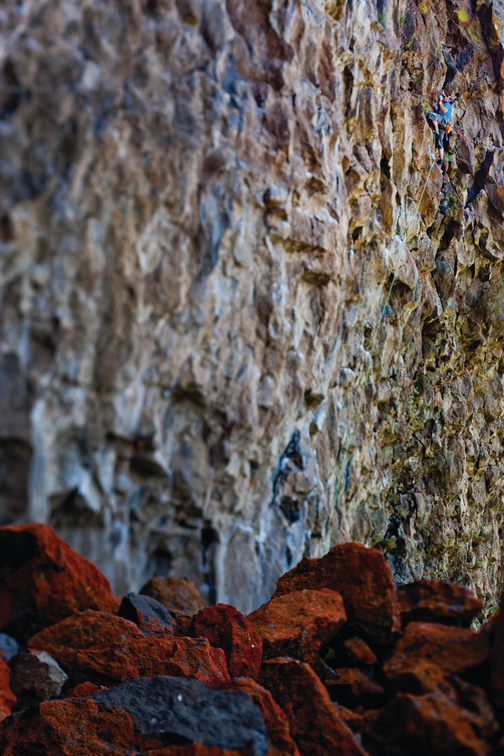 burr052712_099 Conrad Frausto Jailhouse Rock California Climbing