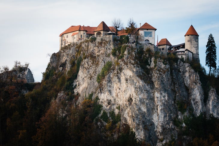 4C7A1322-2 Bled Castle cliff Julian alps Slovenia history europe